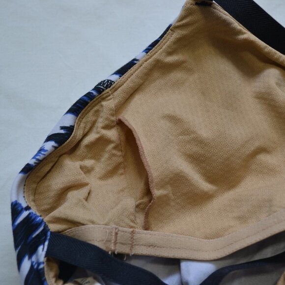 LULULEMON | Get Focused Tank Top Ikat | Sz. 2 - Picture 9 of 9